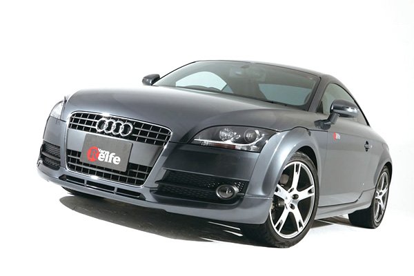 VaryReife AUDI TT サイドステップ（FRP)