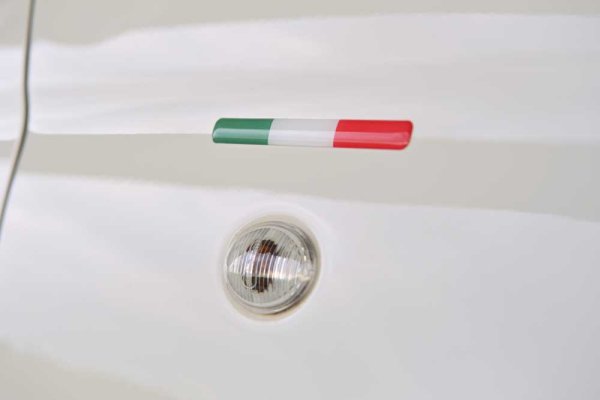 画像1: Tricolor Emblem for FIAT/ABARTH [900448] (1)