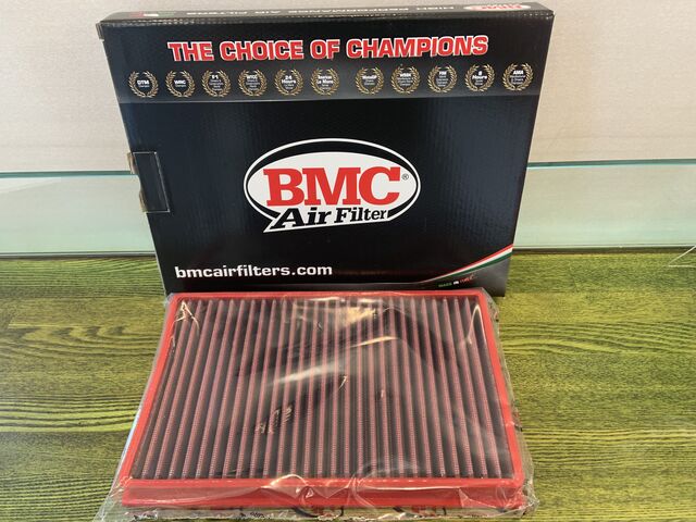 今月の特価商品】BMCエアーフィルター GOLF8 FB01027 - フォブ・シュランク